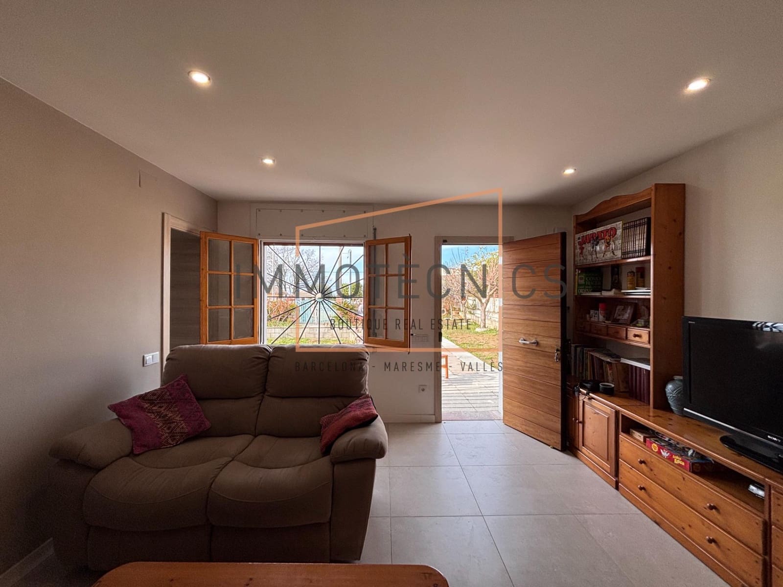 2 slaapkamer Finca/Landhuis te koop in Sant Iscle de Vallalta - € 230.000 (Ref: 9670857)