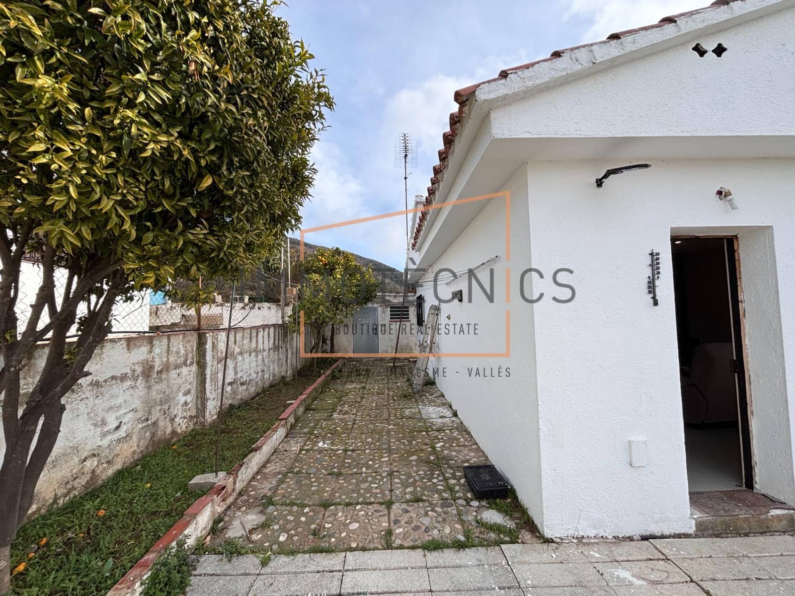 2 slaapkamer Finca/Landhuis te koop in Sant Iscle de Vallalta - € 230.000 (Ref: 9670857)