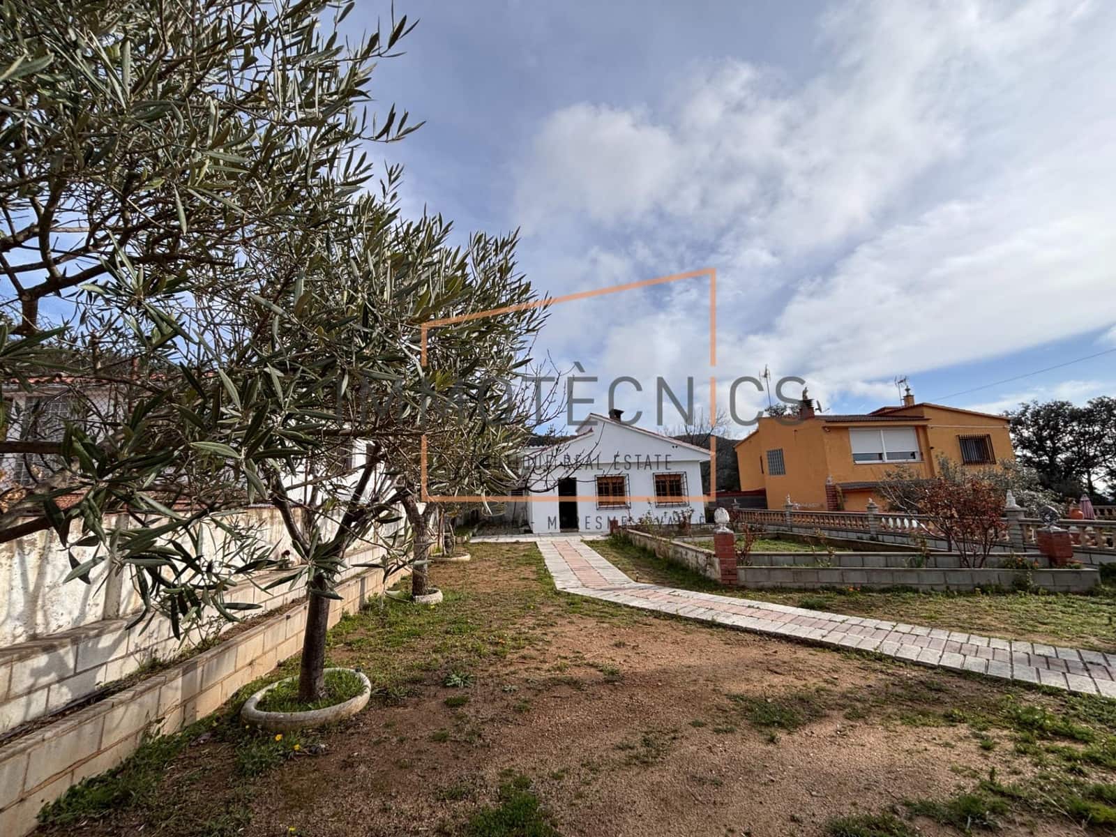 2 slaapkamer Finca/Landhuis te koop in Sant Iscle de Vallalta - € 230.000 (Ref: 9670857)