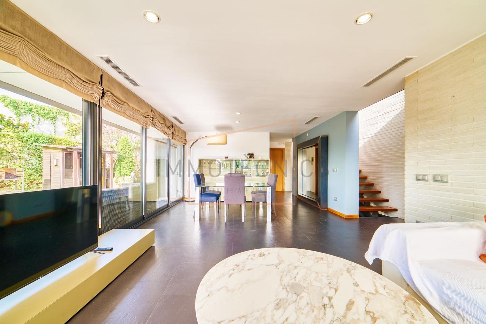 4 soverom Villa til leie i Canovelles med svømmebasseng garasje - € 2 660 (Ref: 9695475)