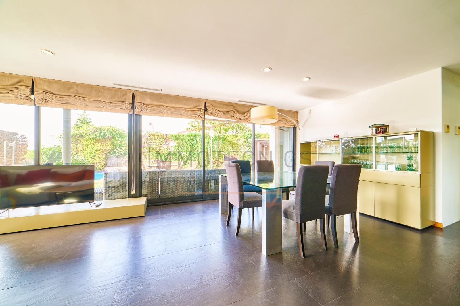 4 soverom Villa til leie i Canovelles med svømmebasseng garasje - € 2 660 (Ref: 9695475)