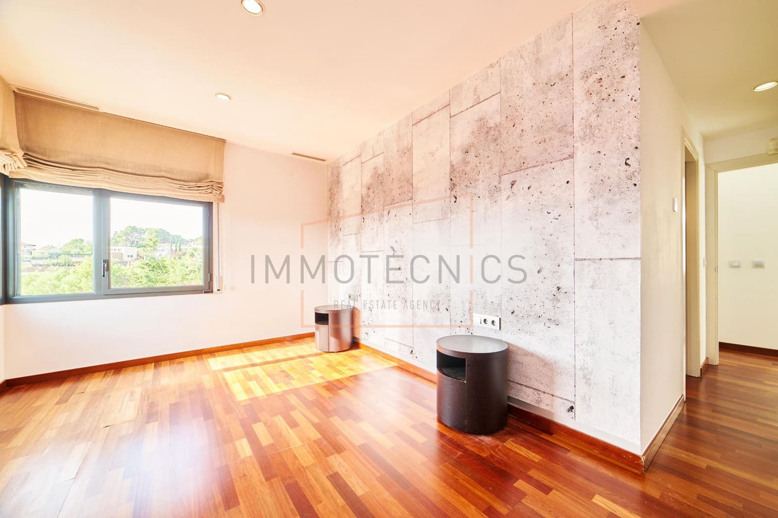 4 soverom Villa til leie i Canovelles med svømmebasseng garasje - € 2 660 (Ref: 9695475)