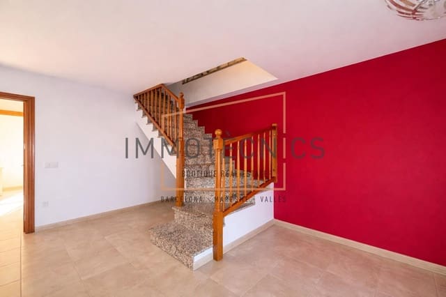 4 bedroom Penthouse for sale in Tordera - € 180,000 (Ref: 9720121)