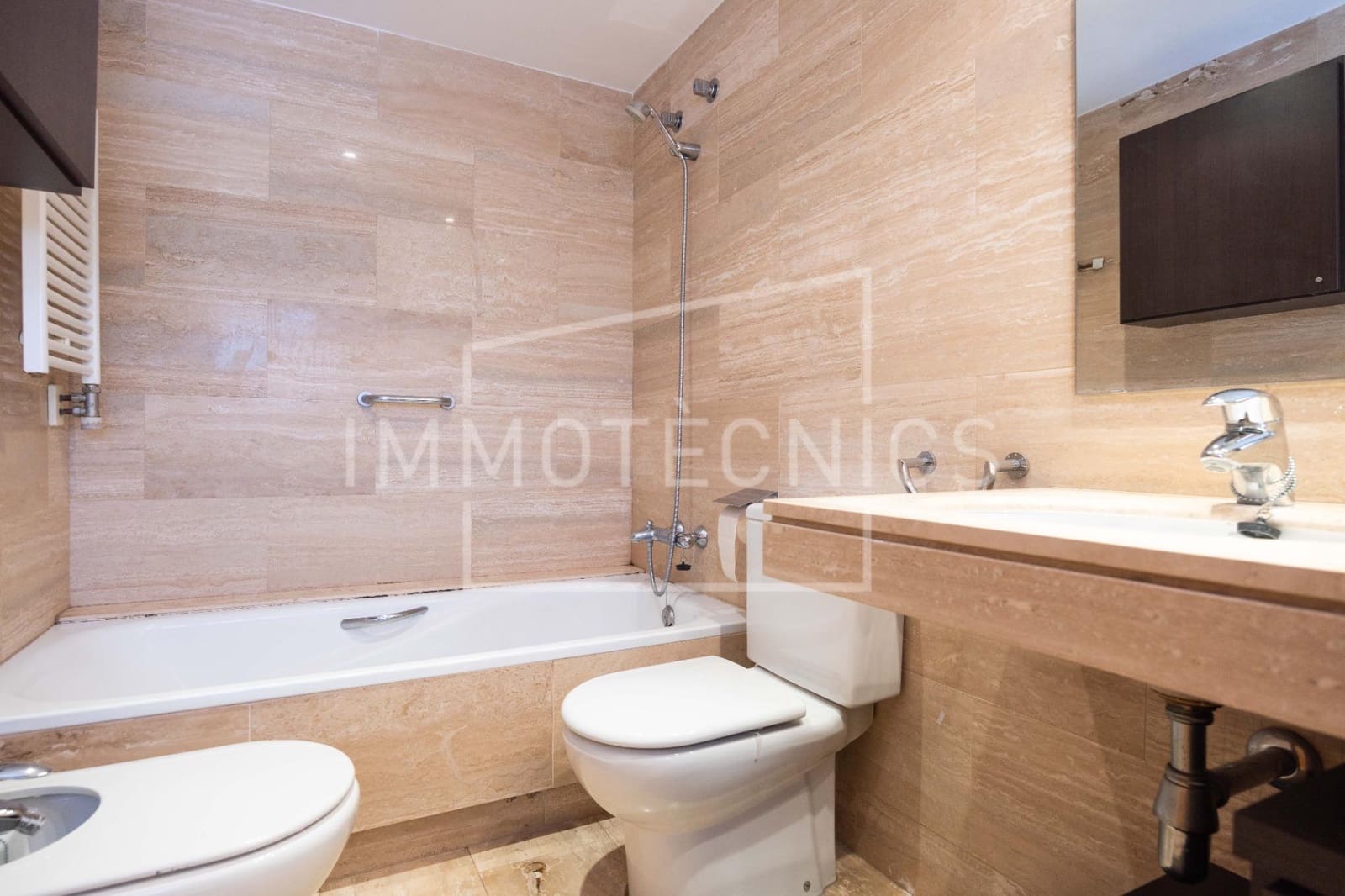 3 bedroom Flat for sale in Granollers - € 420,000 (Ref: 9726768)