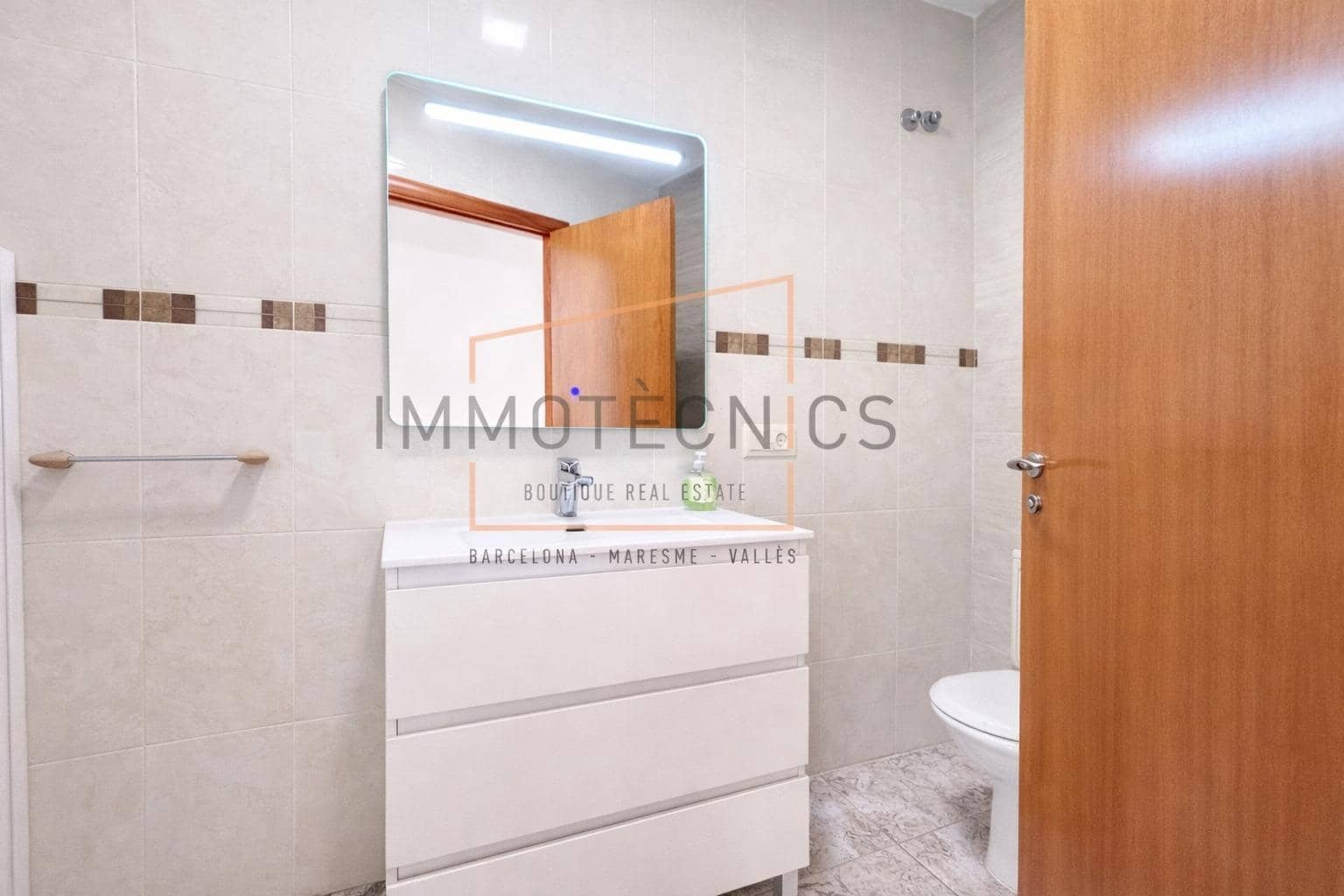 2 soveværelse Lejlighed til salg i Canet de Mar - € 290.000 (Ref: 9726769)