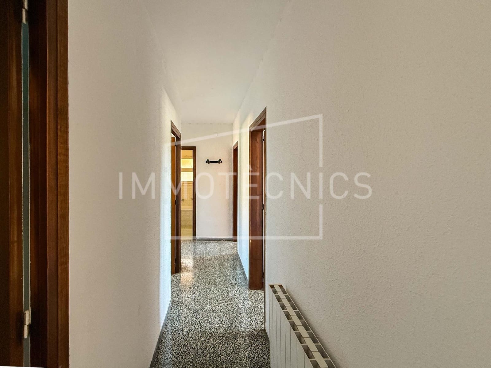 4 bedroom Flat for sale in Caldes d'Estrac with pool - € 320,000 (Ref: 9759120)