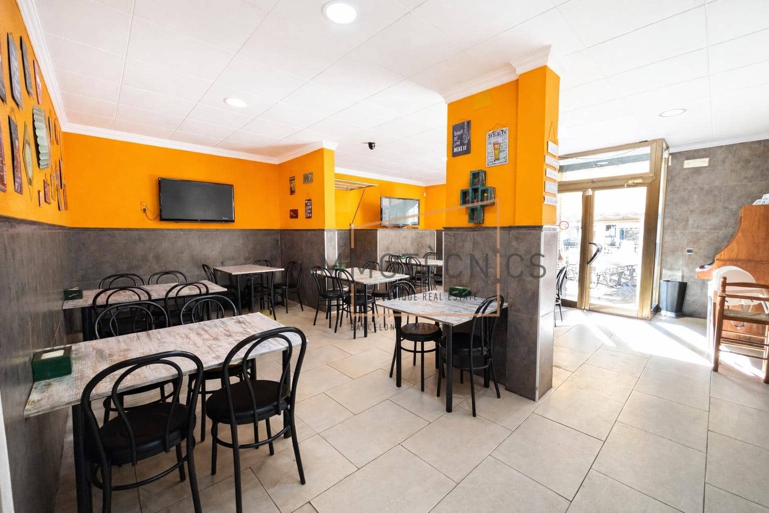 Empresa para arrendar em Canet de Mar - 1 500 € (Ref: 9759121)