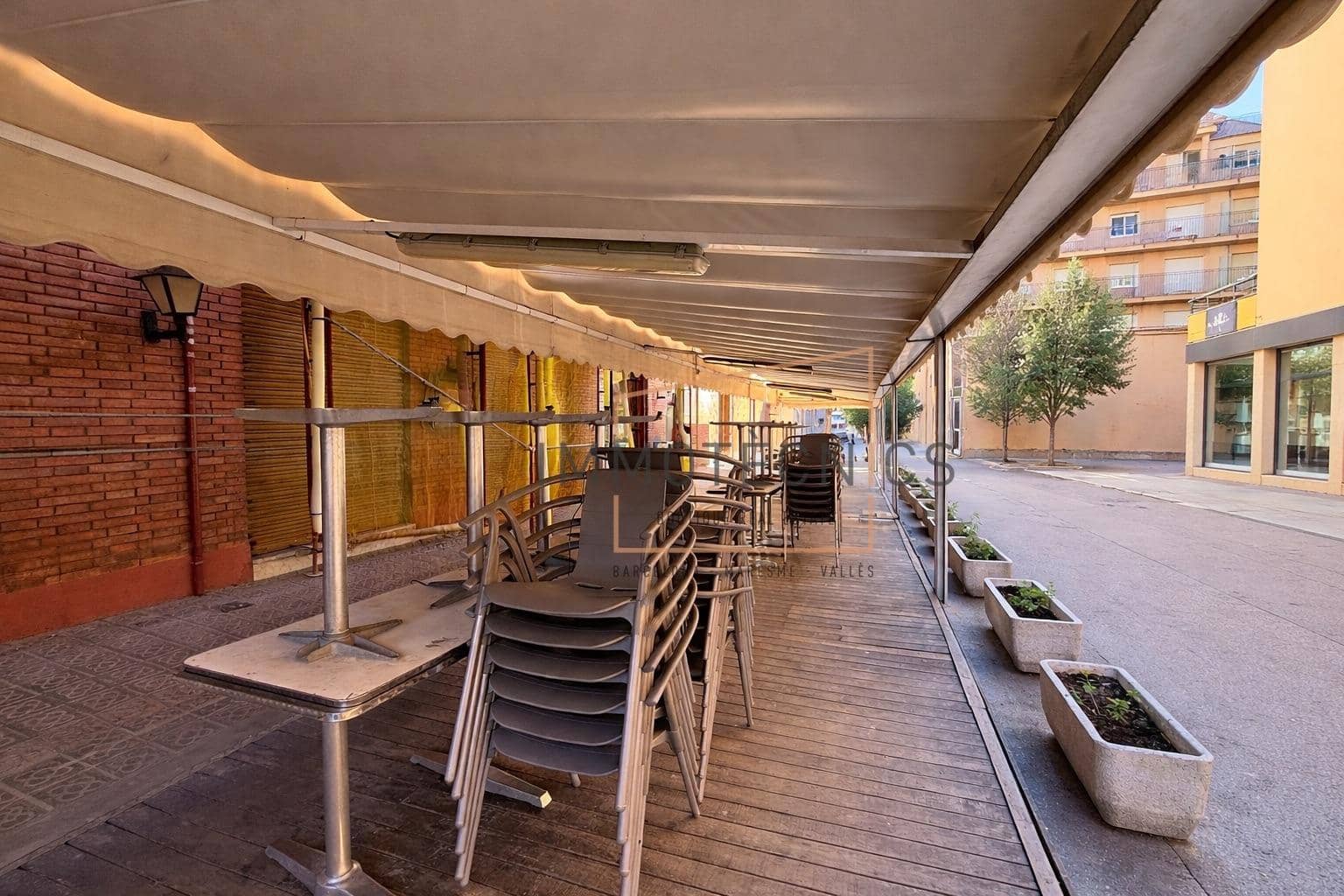 Empresa para arrendar em Canet de Mar - 1 500 € (Ref: 9759121)