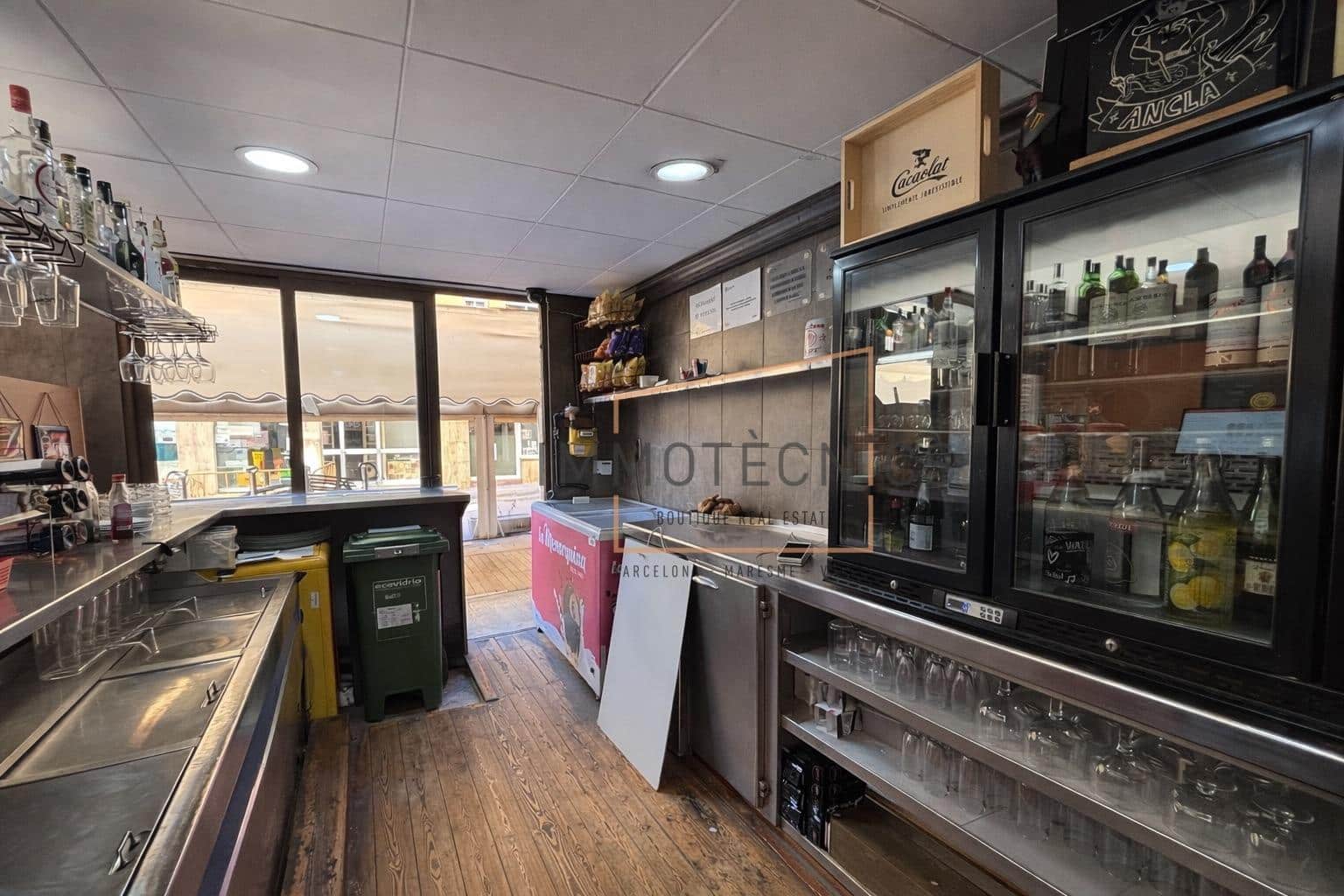 Empresa para arrendar em Canet de Mar - 1 500 € (Ref: 9759121)