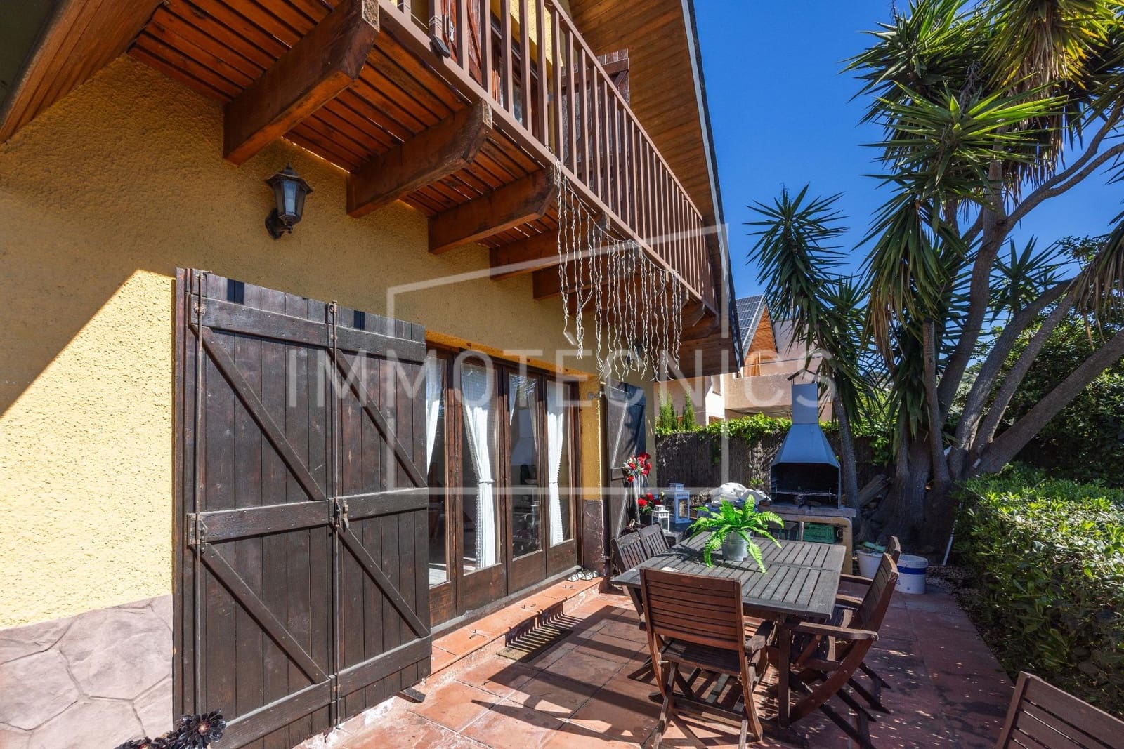 3 makuuhuone Huvila myytävänä paikassa Sant Cebria de Vallalta mukana 
autotalli - 325 000 € (Ref: 9780712)