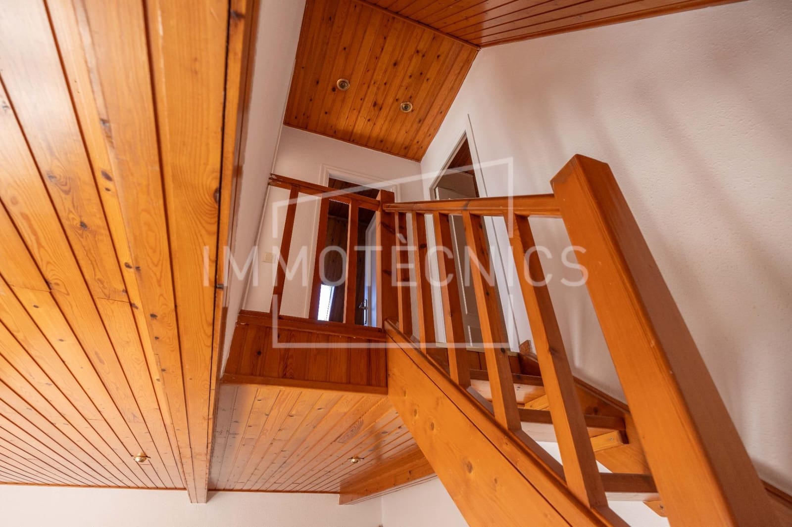 3 makuuhuone Huvila myytävänä paikassa Sant Cebria de Vallalta mukana 
autotalli - 325 000 € (Ref: 9780712)