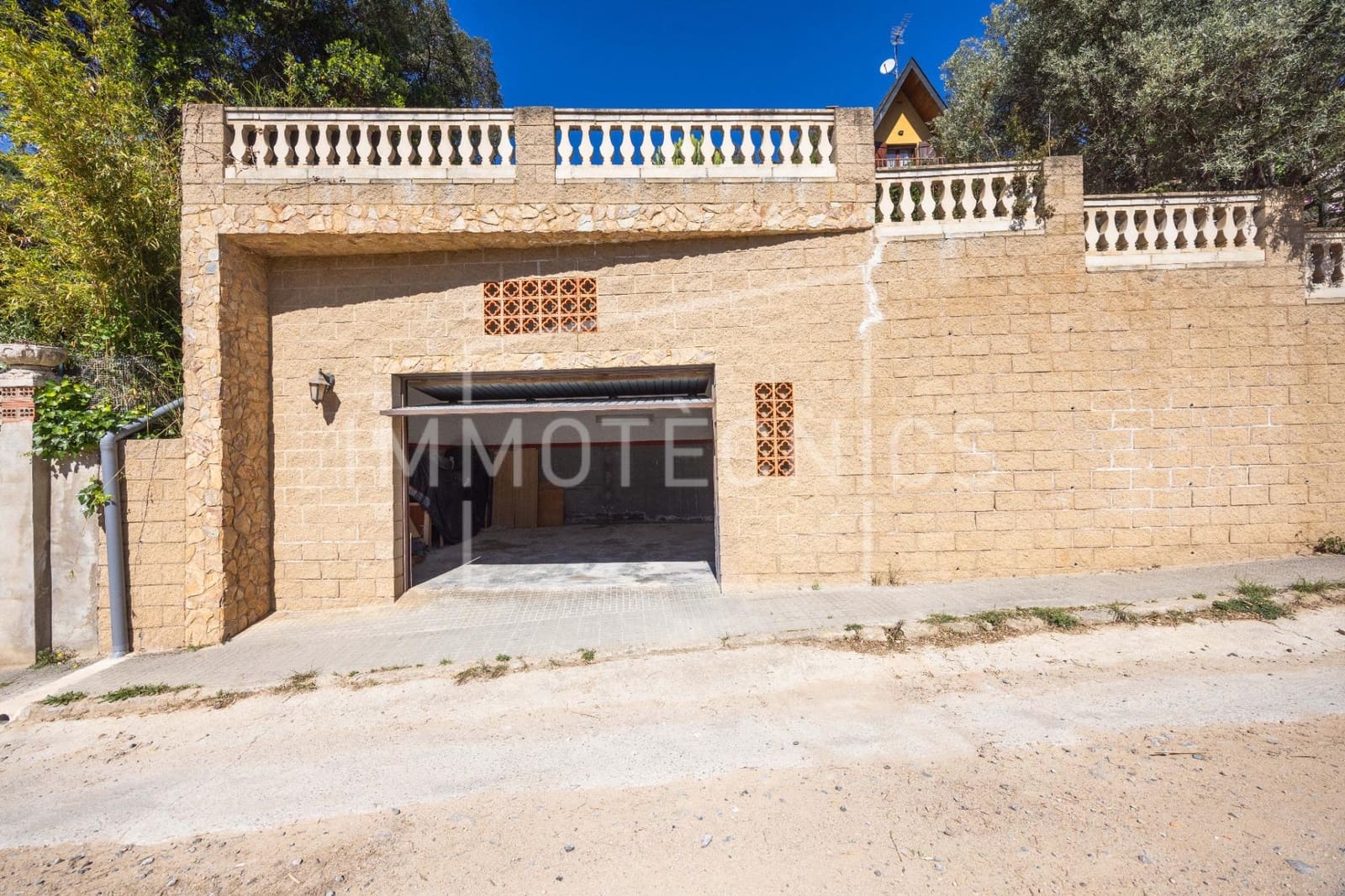 3 makuuhuone Huvila myytävänä paikassa Sant Cebria de Vallalta mukana 
autotalli - 325 000 € (Ref: 9780712)