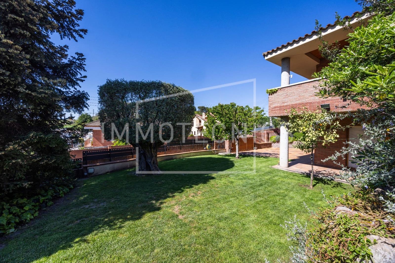 5 chambre Villa/Maison à vendre à Llica de Vall avec garage - 950 000 € (Ref: 9780713)