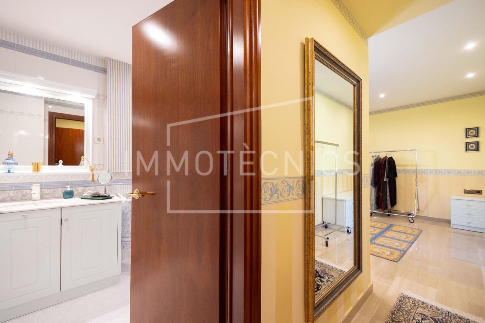 5 chambre Villa/Maison à vendre à Llica de Vall avec garage - 950 000 € (Ref: 9780713)