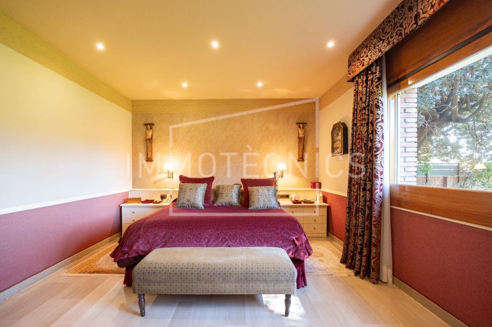 5 chambre Villa/Maison à vendre à Llica de Vall avec garage - 950 000 € (Ref: 9780713)