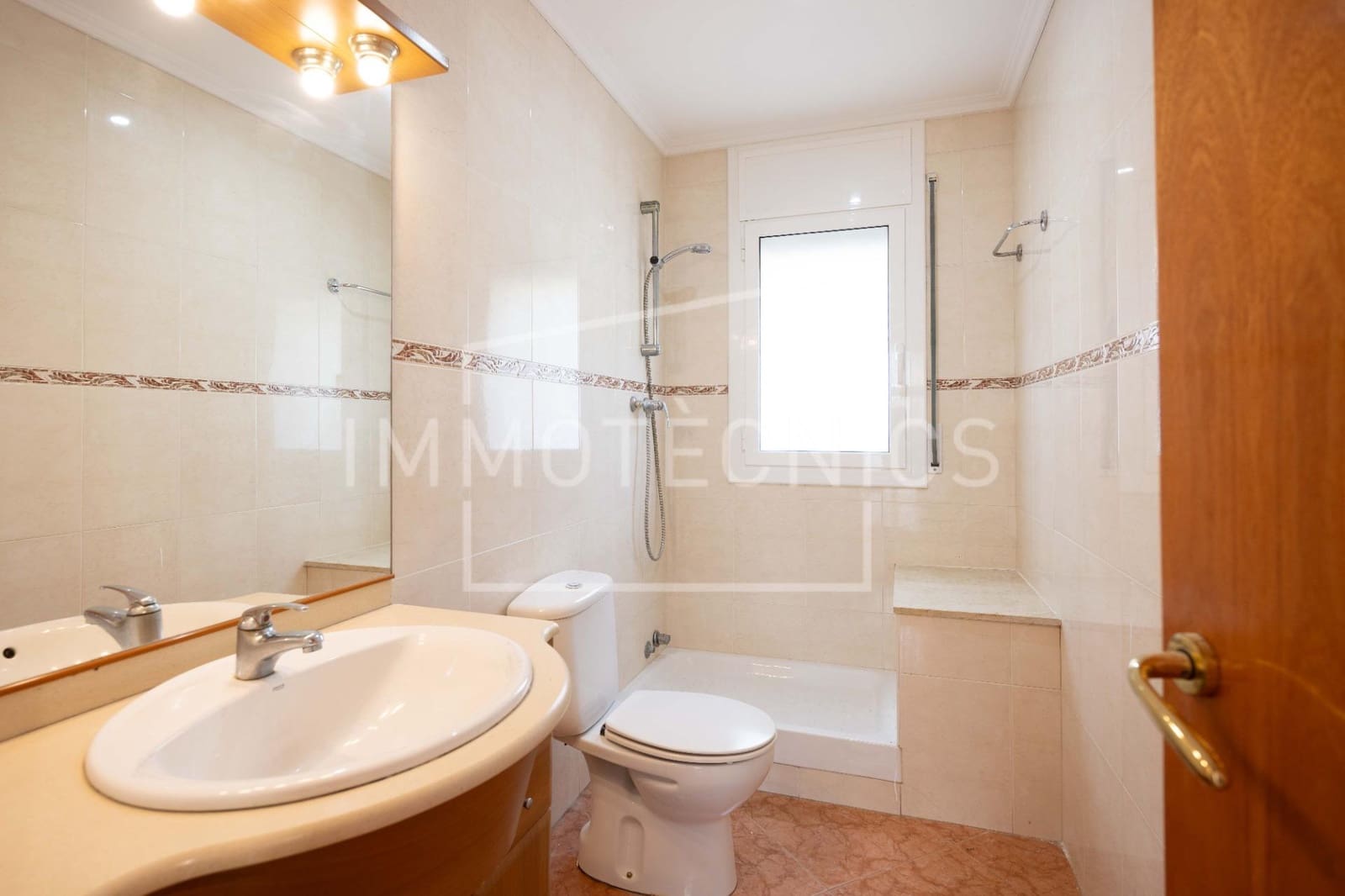 4 sovrum Villa till salu i Canoves i Samalus med garage - 400 000 € (Ref: 9799409)