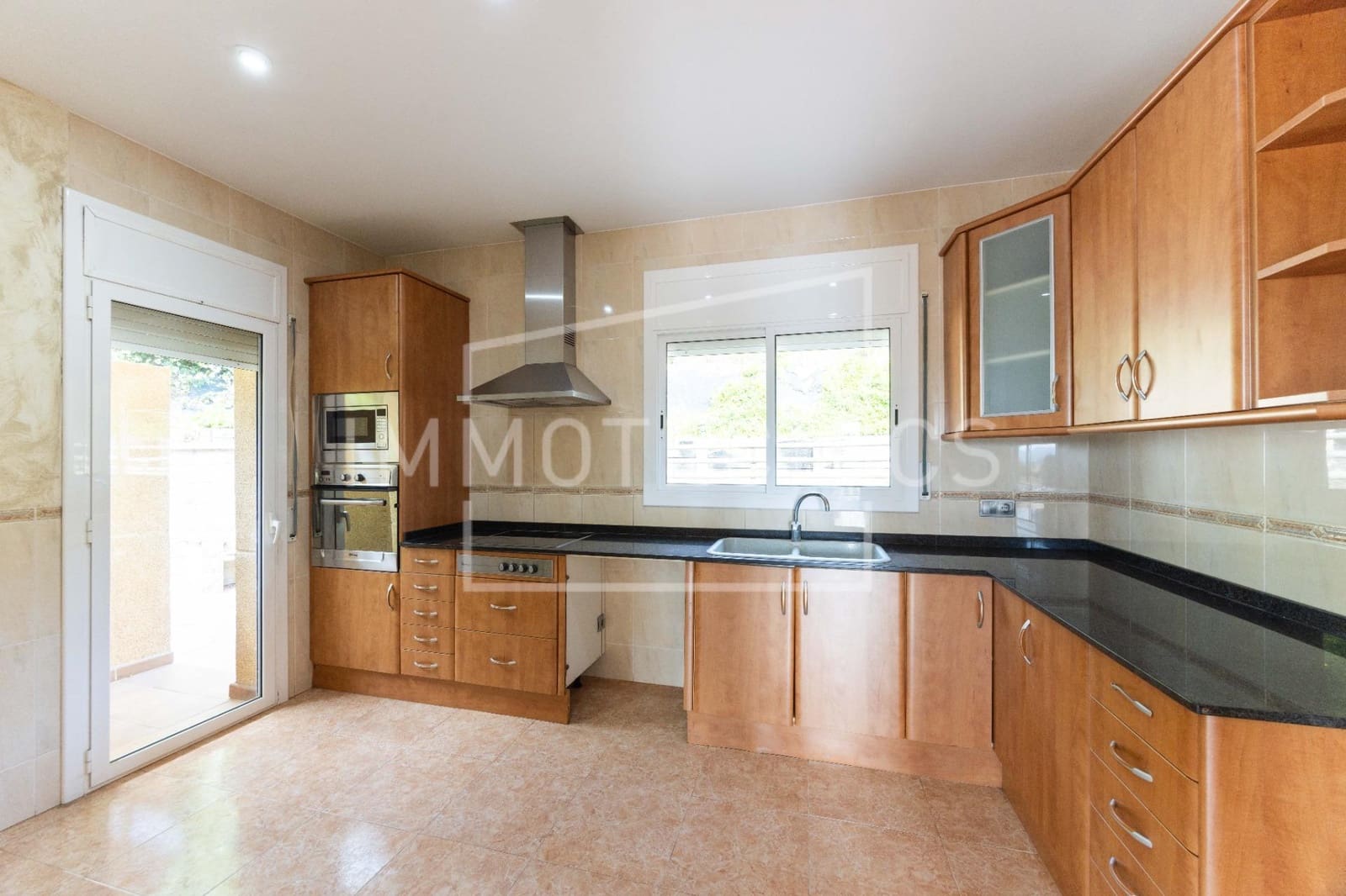 4 sovrum Villa till salu i Canoves i Samalus med garage - 400 000 € (Ref: 9799409)