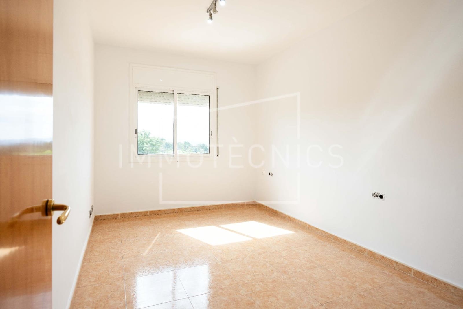 4 sovrum Villa till salu i Canoves i Samalus med garage - 400 000 € (Ref: 9799409)