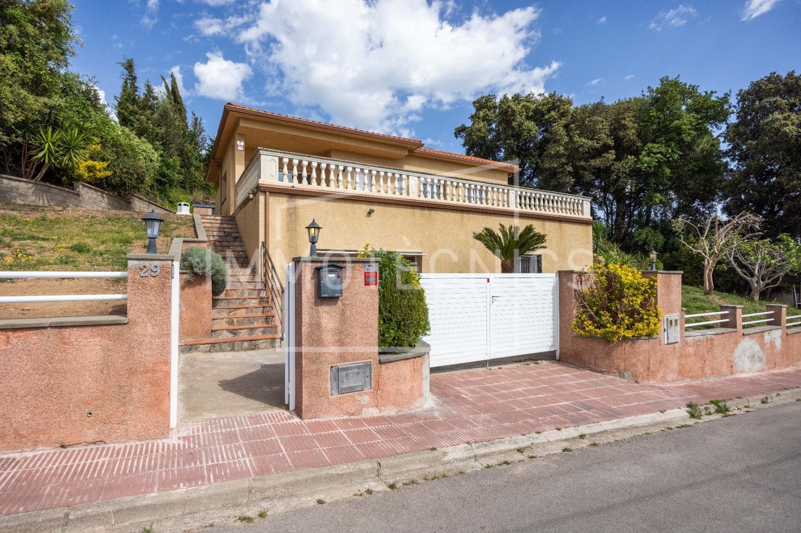 4 sovrum Villa till salu i Canoves i Samalus med garage - 400 000 € (Ref: 9799409)