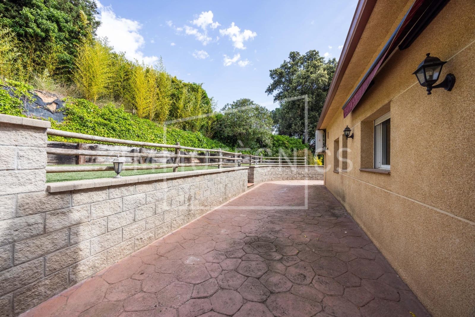 4 sovrum Villa till salu i Canoves i Samalus med garage - 400 000 € (Ref: 9799409)