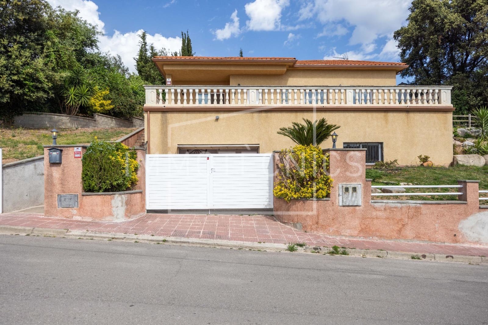 4 sovrum Villa till salu i Canoves i Samalus med garage - 400 000 € (Ref: 9799409)