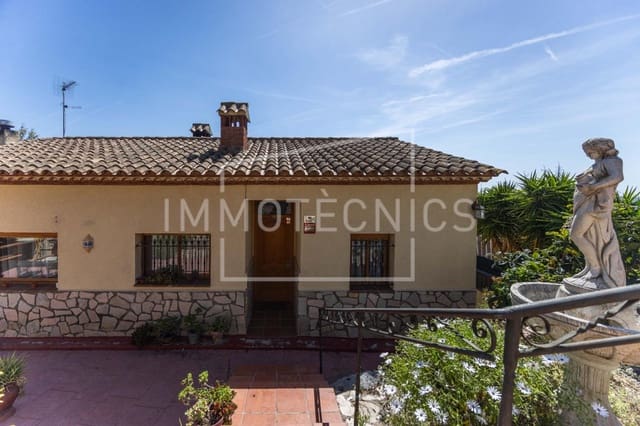 3 bedroom Villa for sale in Dosrius - € 336,000 (Ref: 9799410)