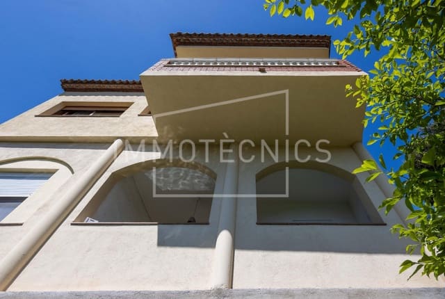 3 bedroom Villa for sale in Dosrius - € 336,000 (Ref: 9799410)