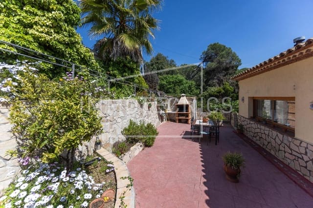 3 bedroom Villa for sale in Dosrius - € 336,000 (Ref: 9799410)