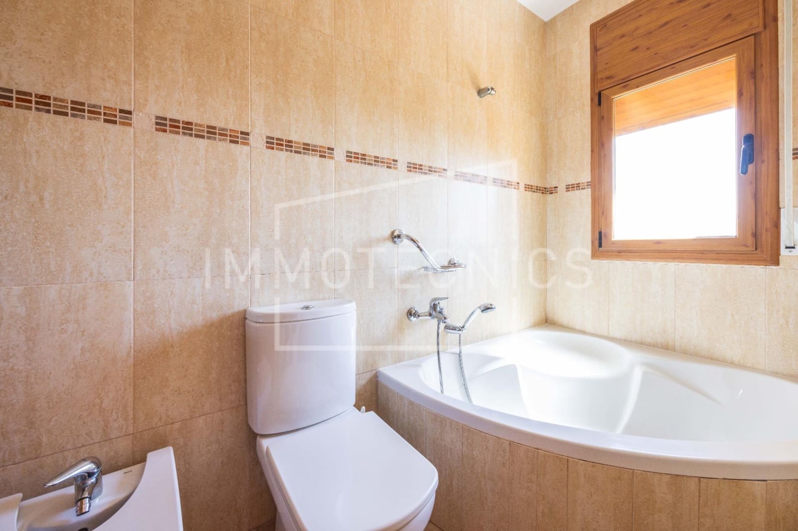 3 sovrum Villa till salu i Dosrius - 336 000 € (Ref: 9799410)