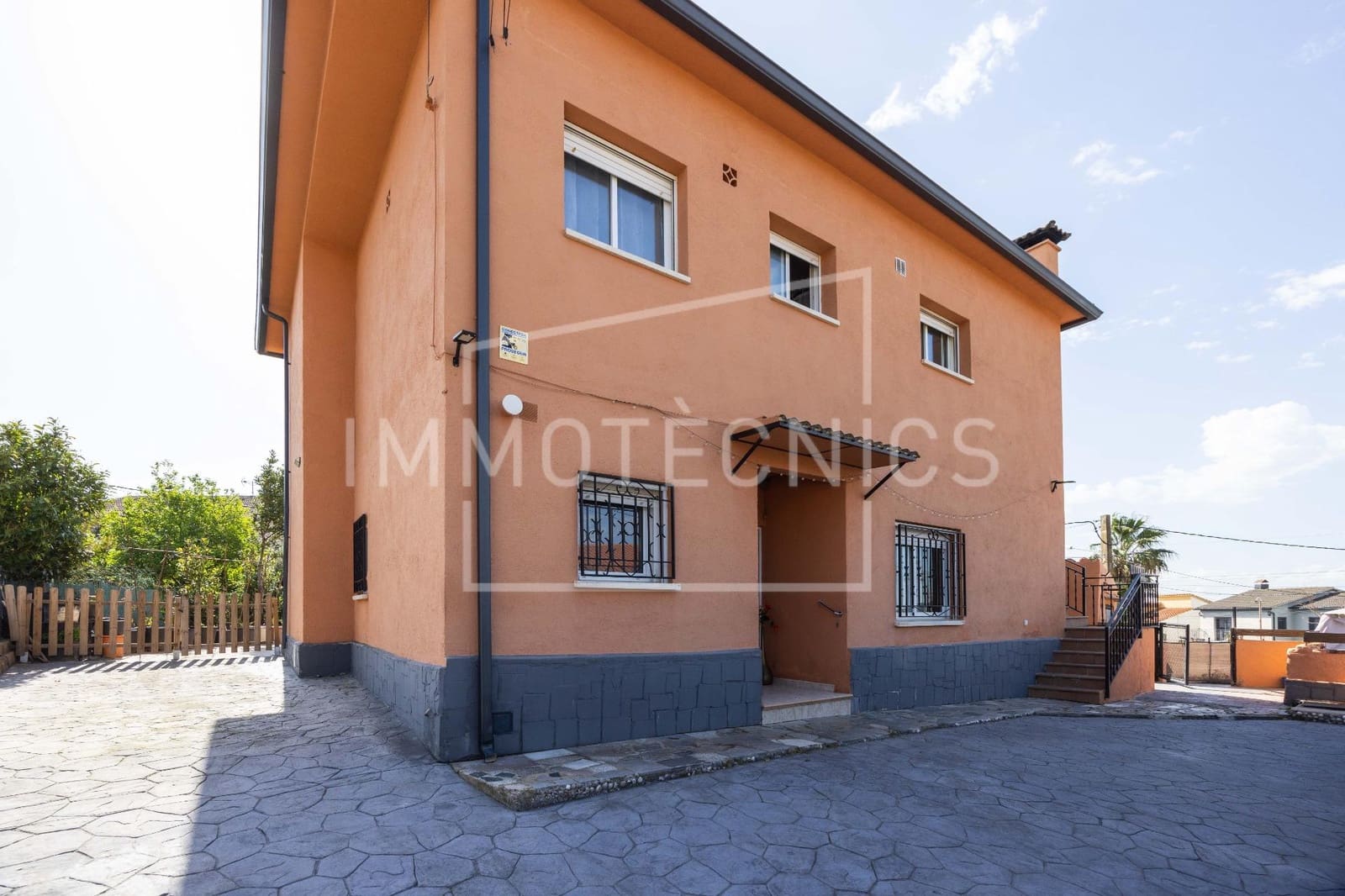 Finca/Casa Rural de 6 habitaciones en Cànoves i Samalús en venta - 349.000 € (Ref: 9804485)