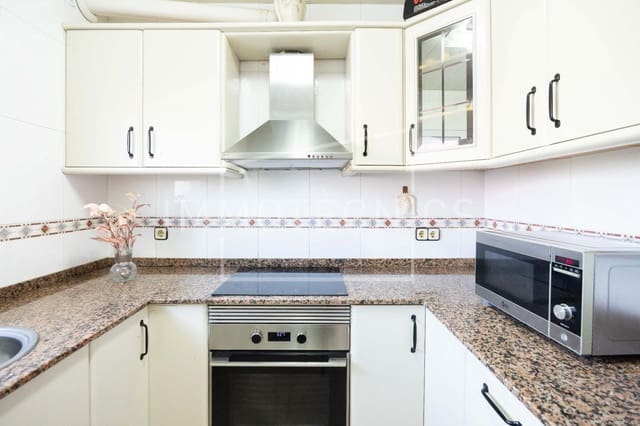 Finca/Casa Rural de 6 habitaciones en Cànoves i Samalús en venta - 349.000 € (Ref: 9804485)