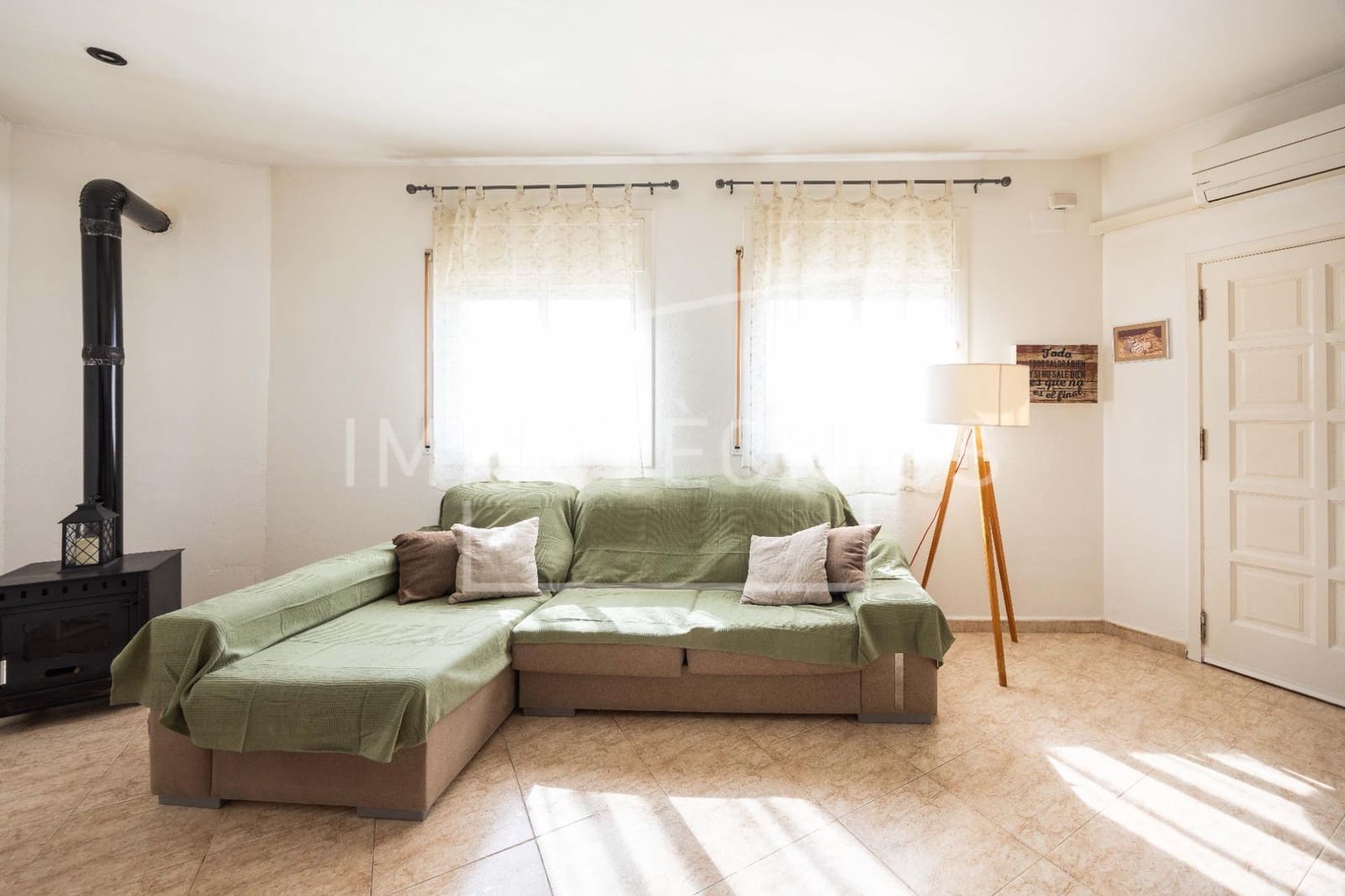 Finca/Casa Rural de 6 habitaciones en Cànoves i Samalús en venta - 349.000 € (Ref: 9804485)