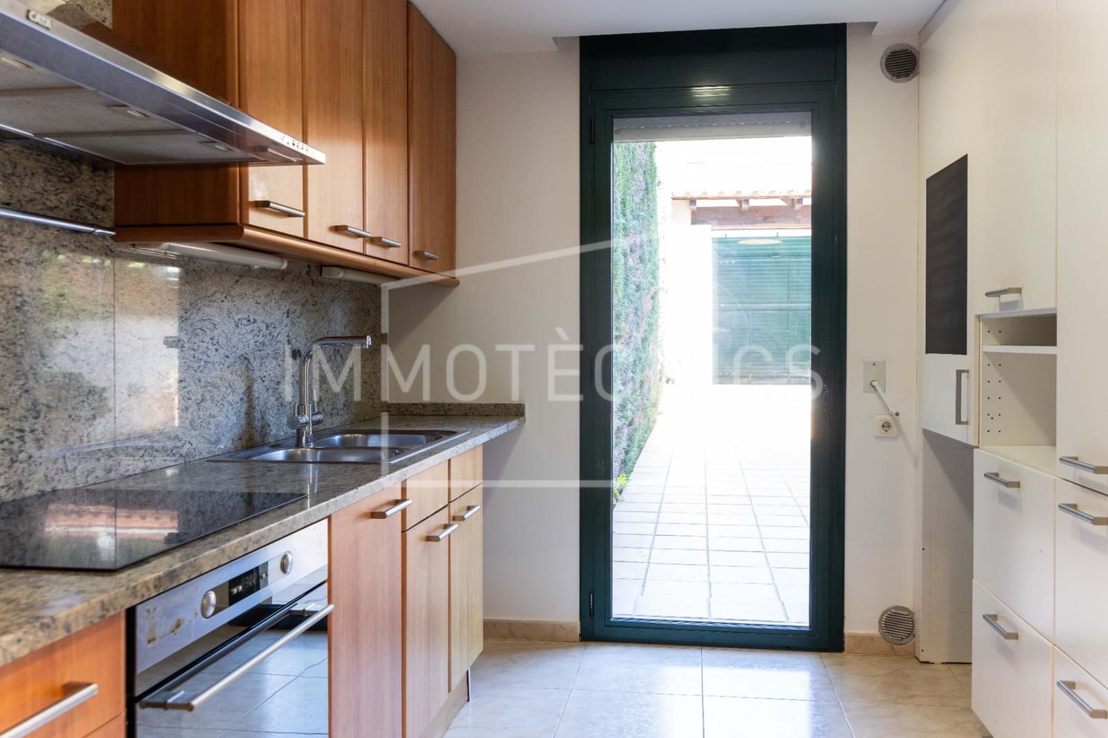 4 soveværelse Byhus til salg i La Garriga med garage - € 538.000 (Ref: 9808119)