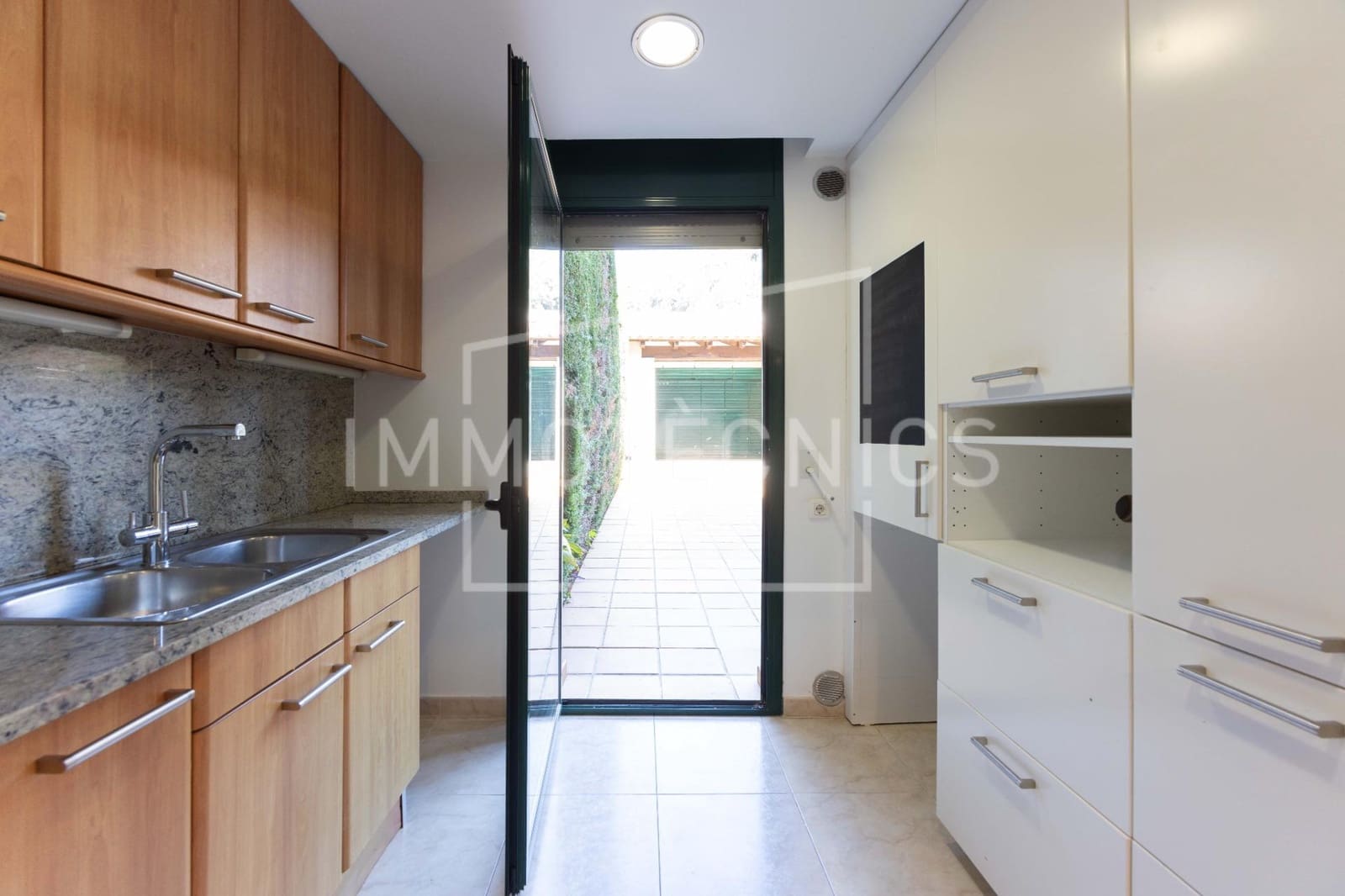 4 soveværelse Byhus til salg i La Garriga med garage - € 538.000 (Ref: 9808119)