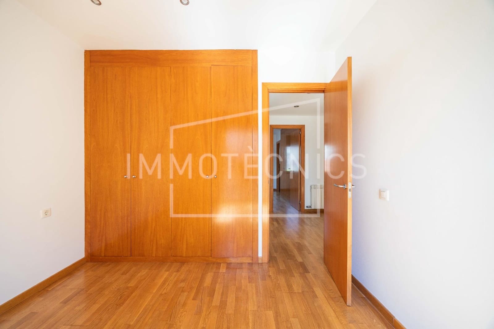 4 soveværelse Byhus til salg i La Garriga med garage - € 538.000 (Ref: 9808119)