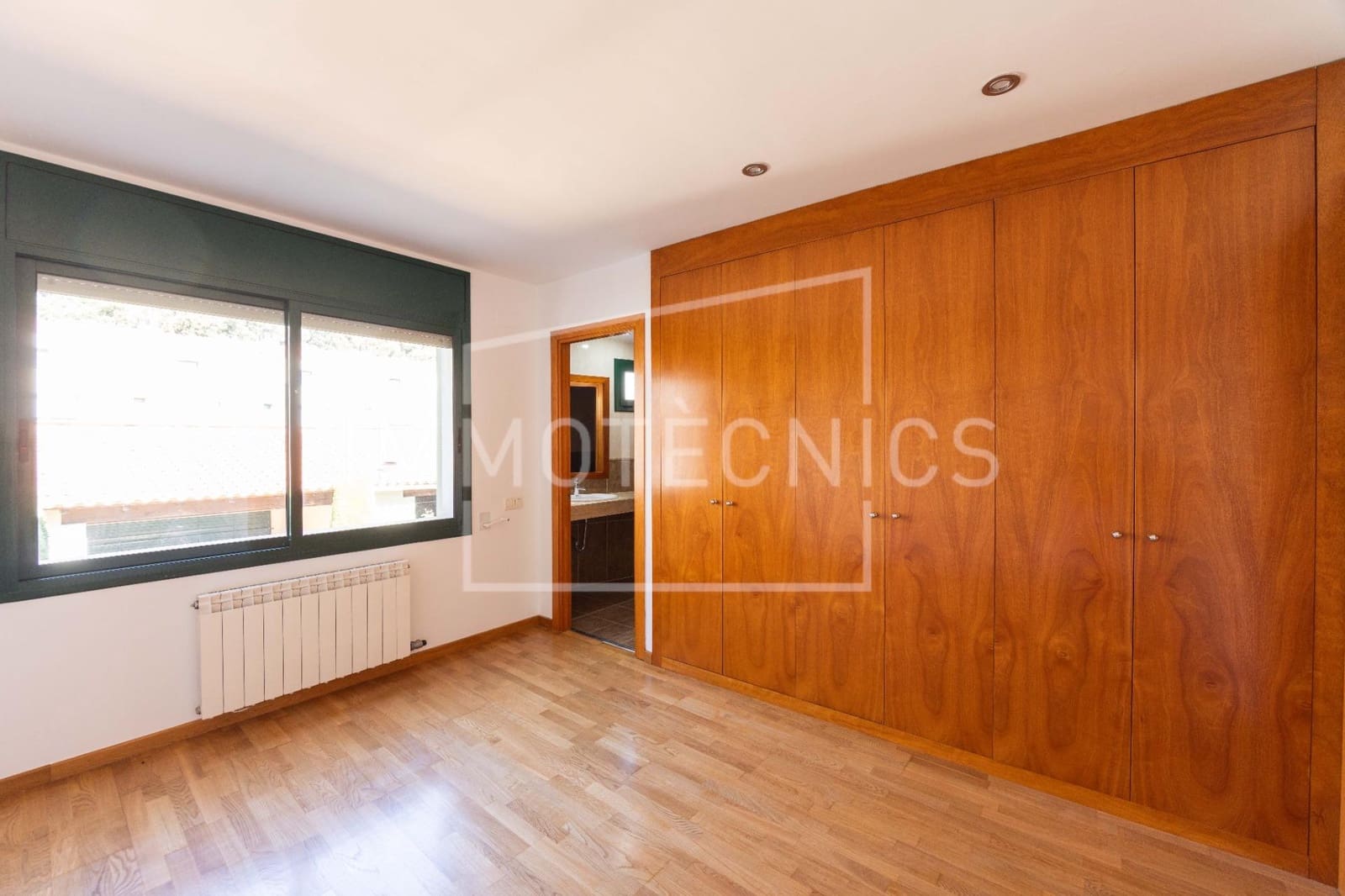 4 soveværelse Byhus til salg i La Garriga med garage - € 538.000 (Ref: 9808119)