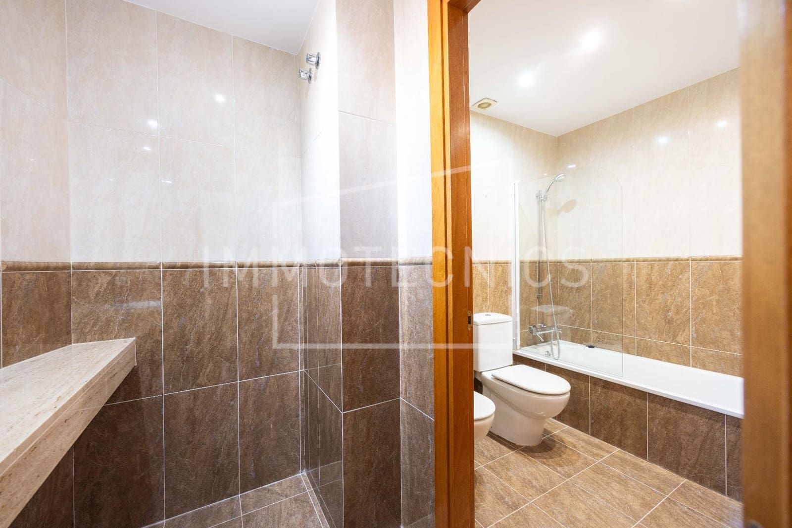 4 soveværelse Byhus til salg i La Garriga med garage - € 538.000 (Ref: 9808119)