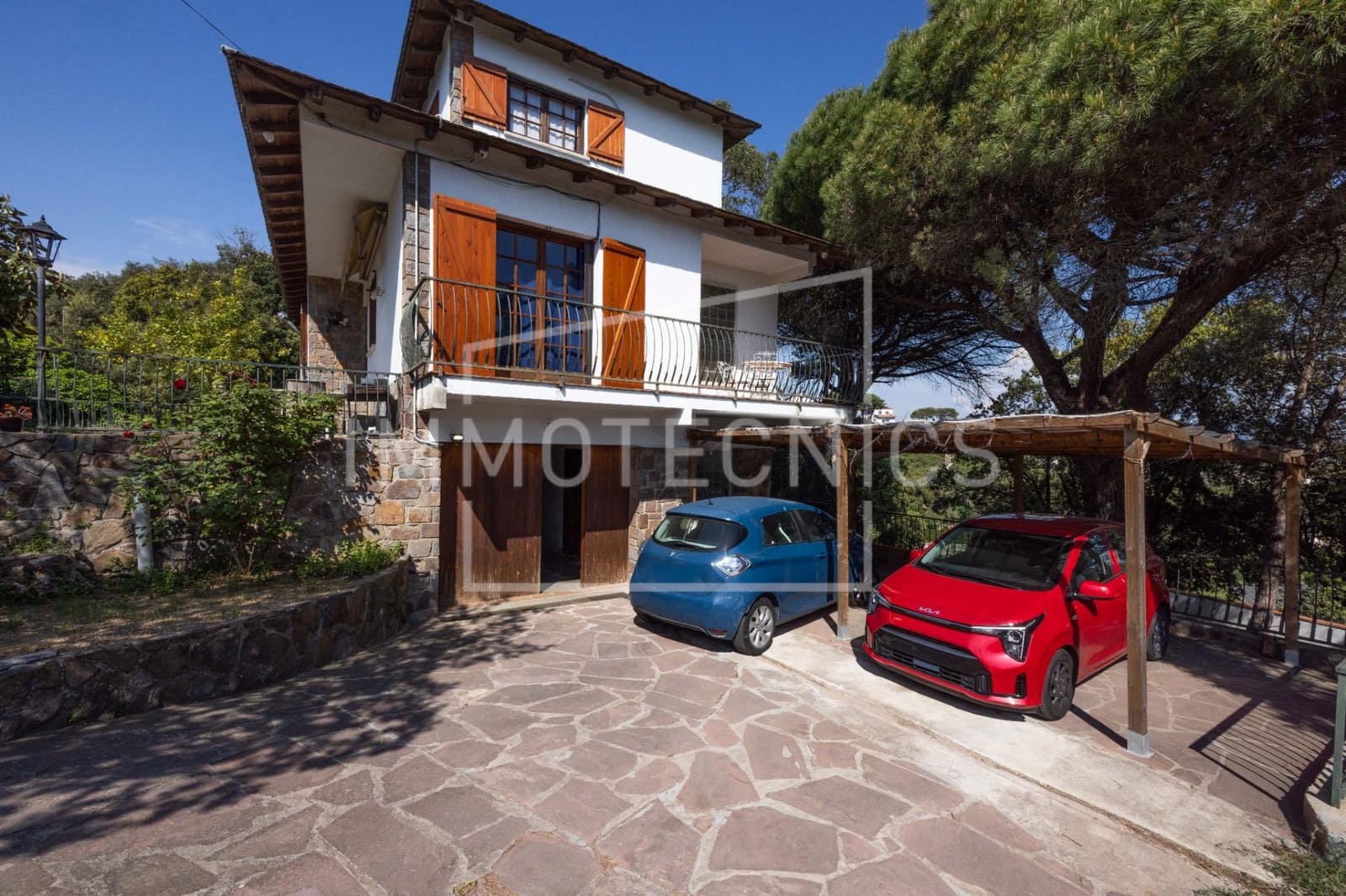 5 sovrum Villa till salu i Llinars del Valles med garage - 420 000 € (Ref: 9808120)