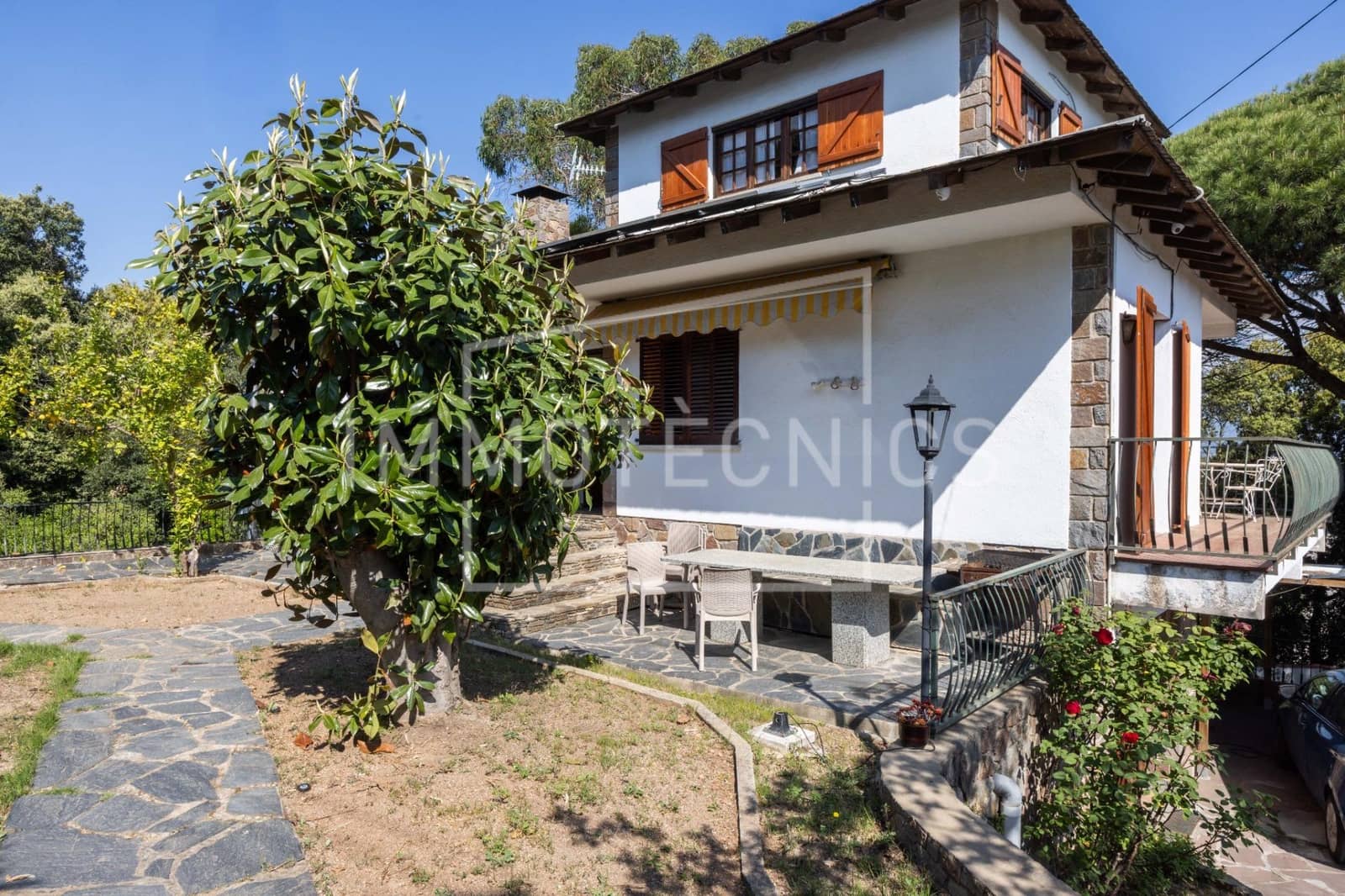 5 sovrum Villa till salu i Llinars del Valles med garage - 420 000 € (Ref: 9808120)