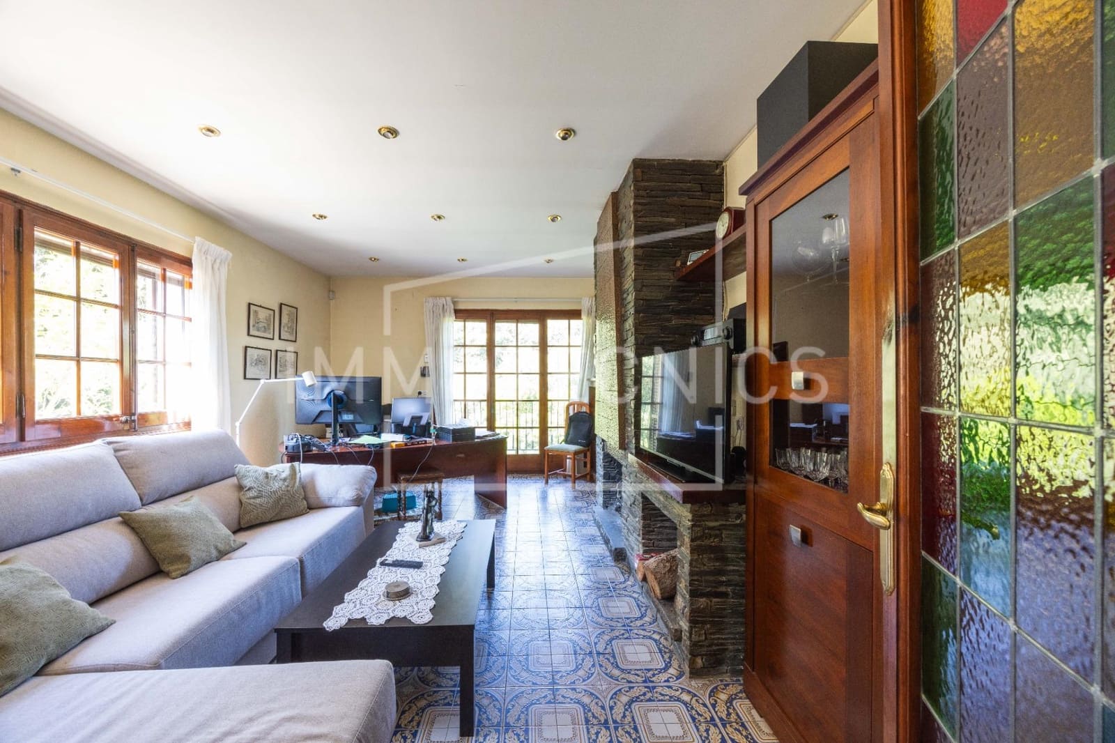 5 sovrum Villa till salu i Llinars del Valles med garage - 420 000 € (Ref: 9808120)