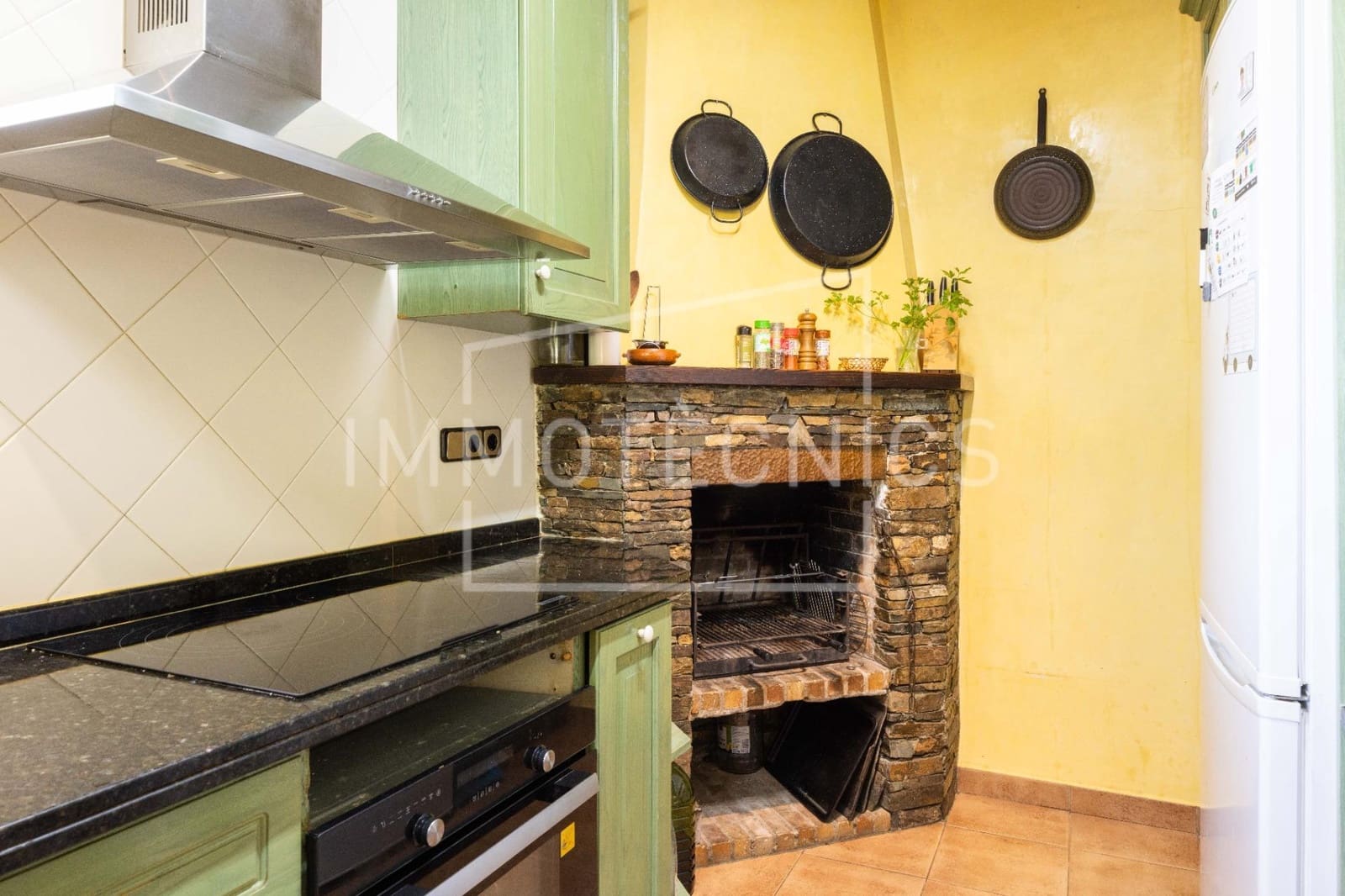 5 sovrum Villa till salu i Llinars del Valles med garage - 420 000 € (Ref: 9808120)