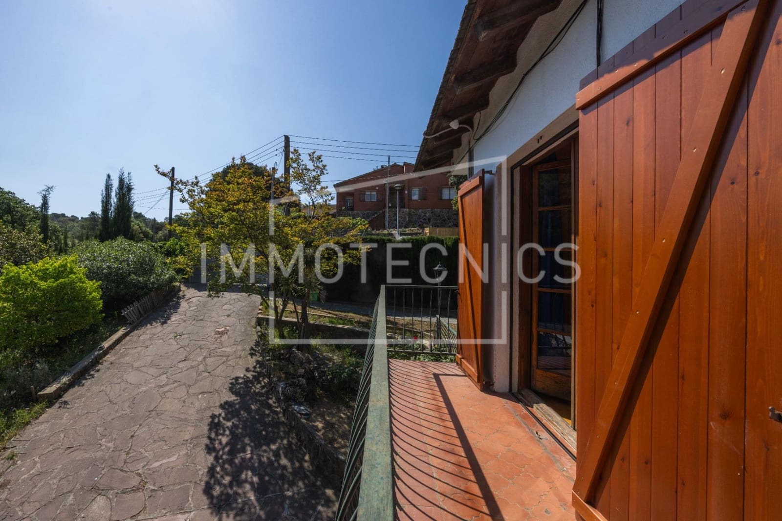 5 sovrum Villa till salu i Llinars del Valles med garage - 420 000 € (Ref: 9808120)