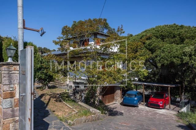 5 chambre Villa/Maison à vendre à Llinars del Vallès avec garage - 420 000 € (Ref: 9808120)