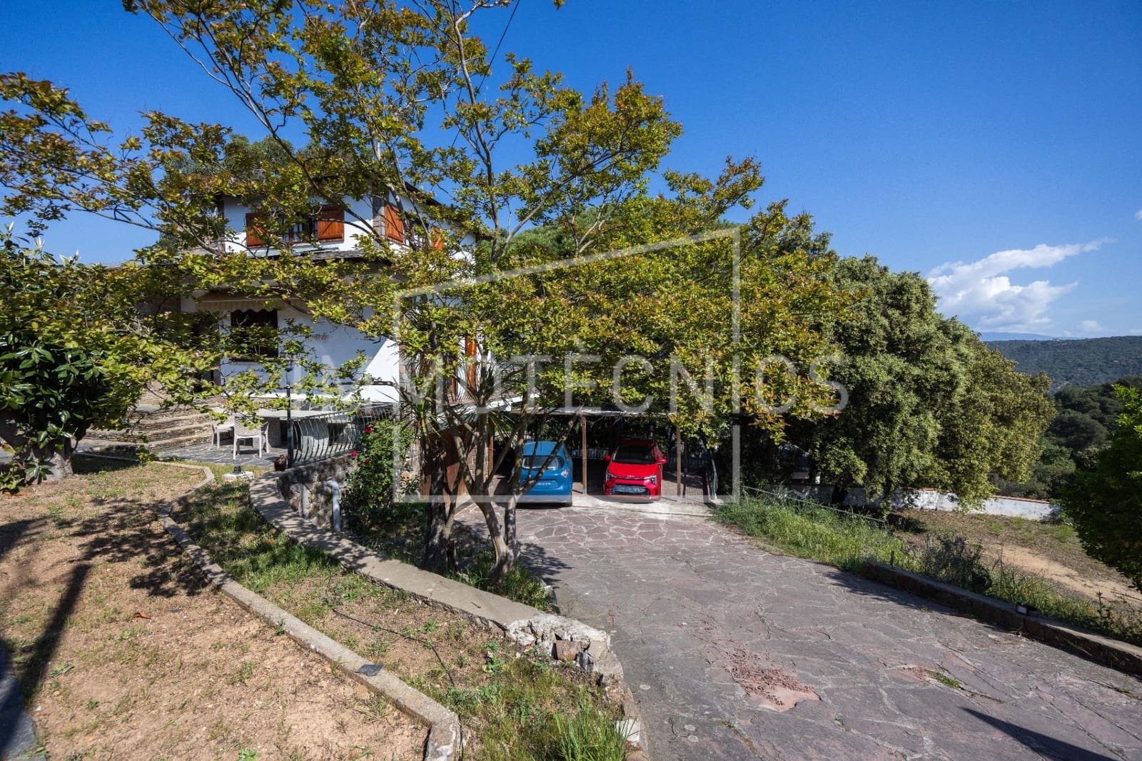 5 sovrum Villa till salu i Llinars del Valles med garage - 420 000 € (Ref: 9808120)