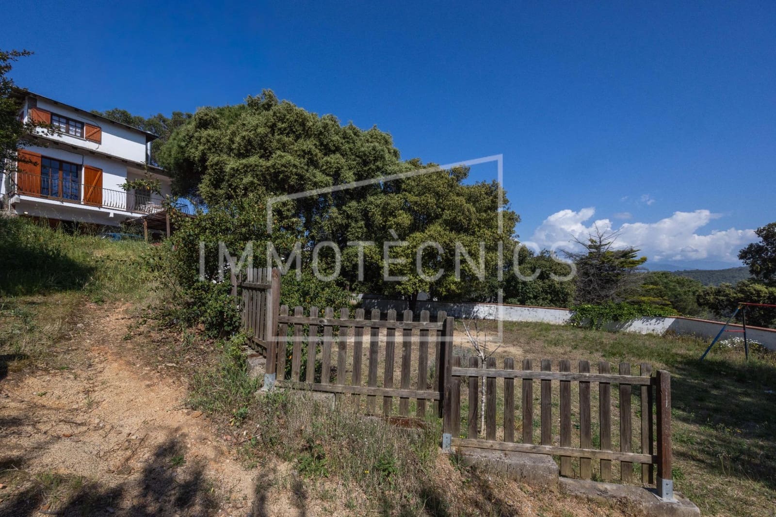 5 sovrum Villa till salu i Llinars del Valles med garage - 420 000 € (Ref: 9808120)