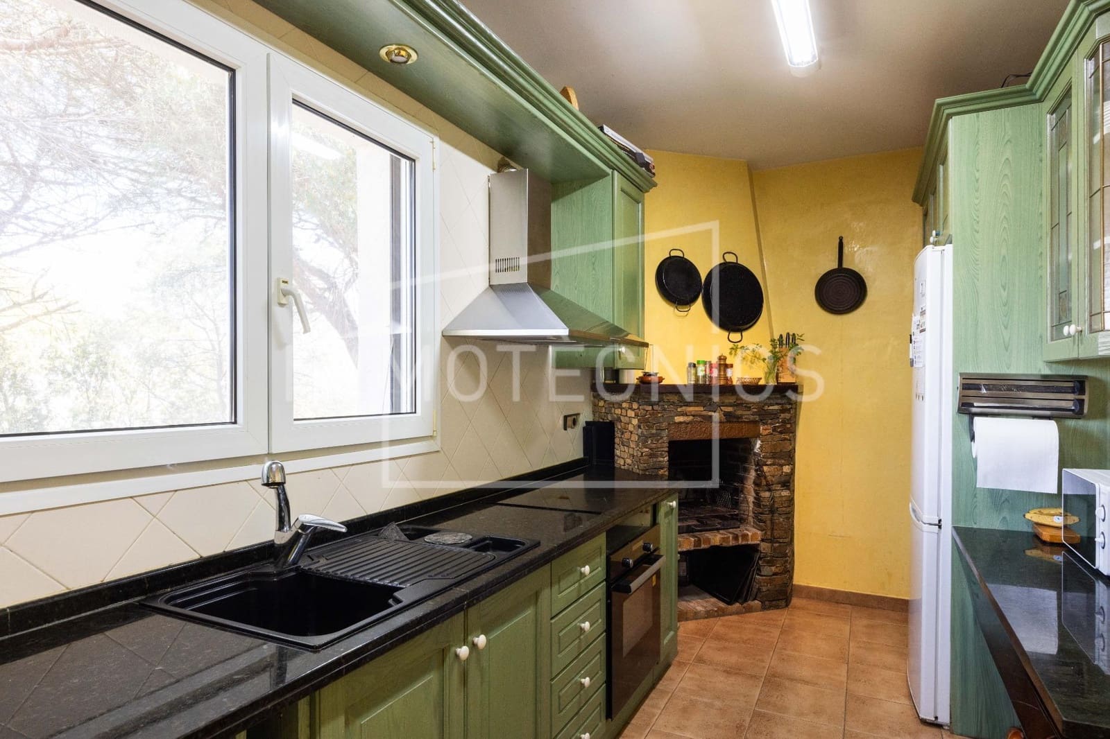 5 sovrum Villa till salu i Llinars del Valles med garage - 420 000 € (Ref: 9808120)