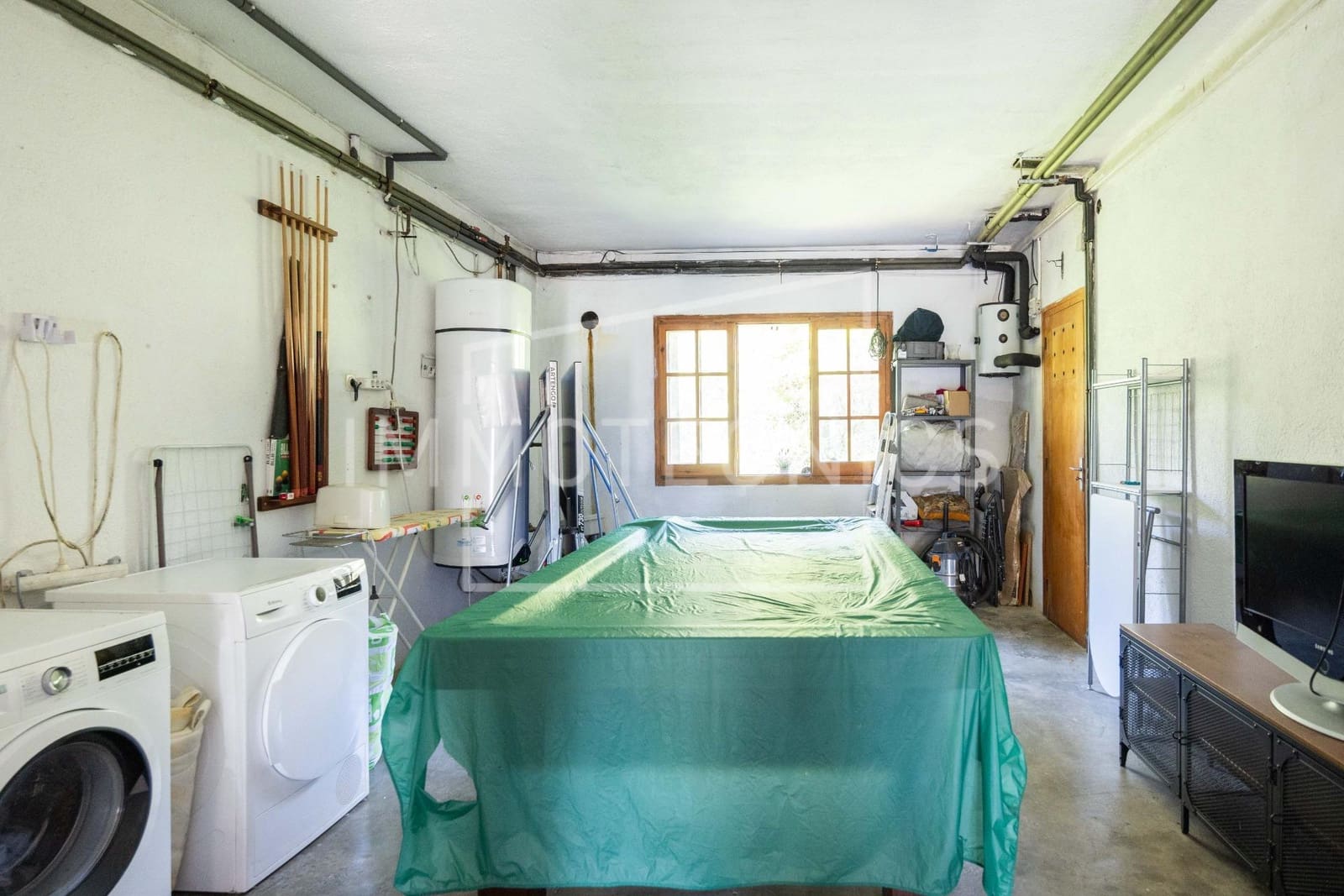 5 sovrum Villa till salu i Llinars del Valles med garage - 420 000 € (Ref: 9808120)