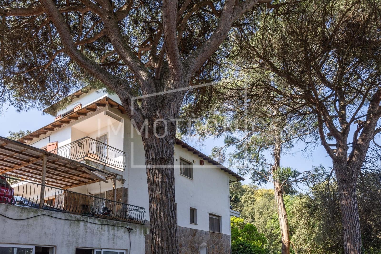 5 sovrum Villa till salu i Llinars del Valles med garage - 420 000 € (Ref: 9808120)