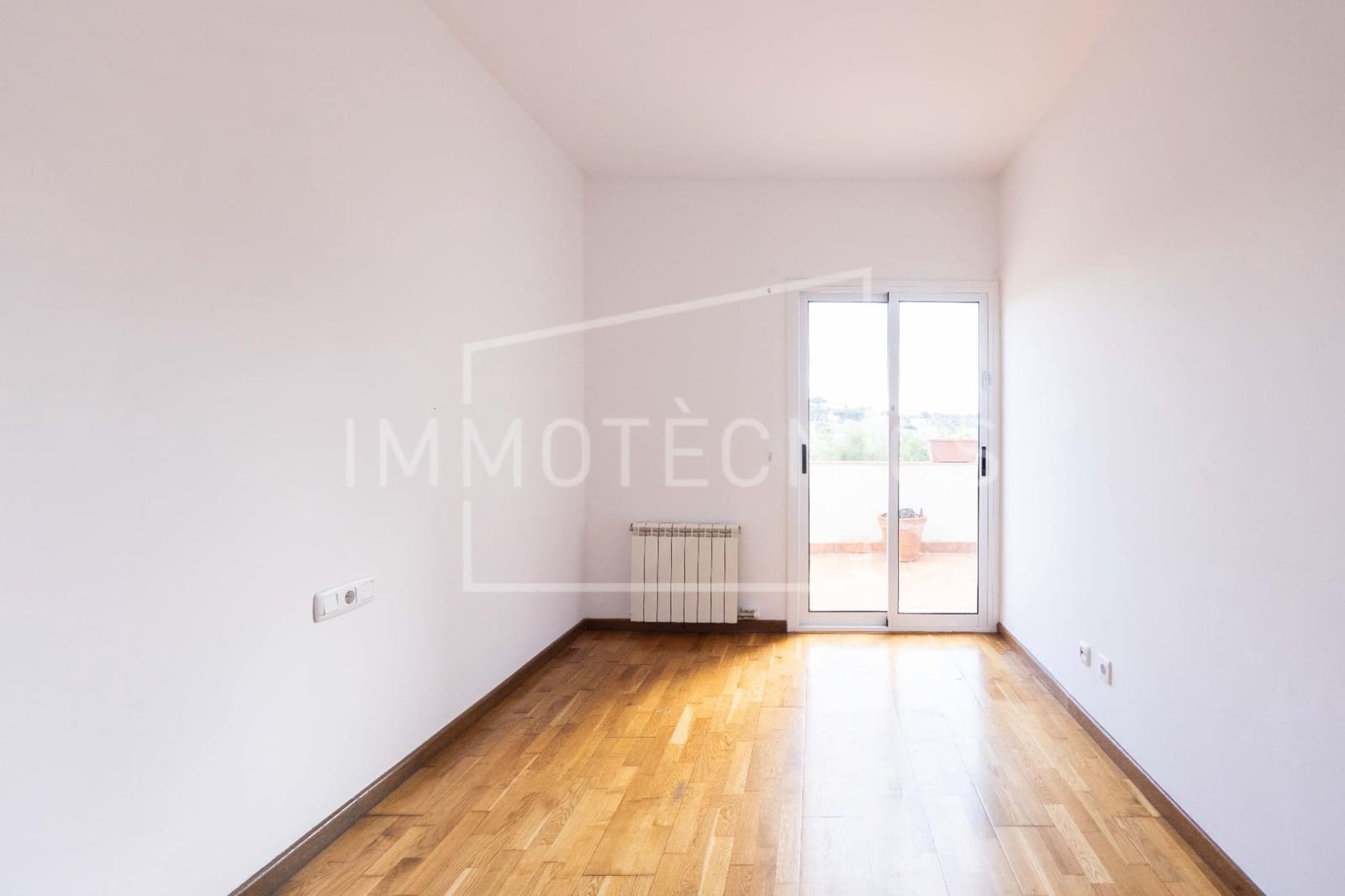 4 chambre Villa/Maison Mitoyenne à vendre à Caldes d'Estrac avec garage - 420 000 € (Ref: 9823043)
