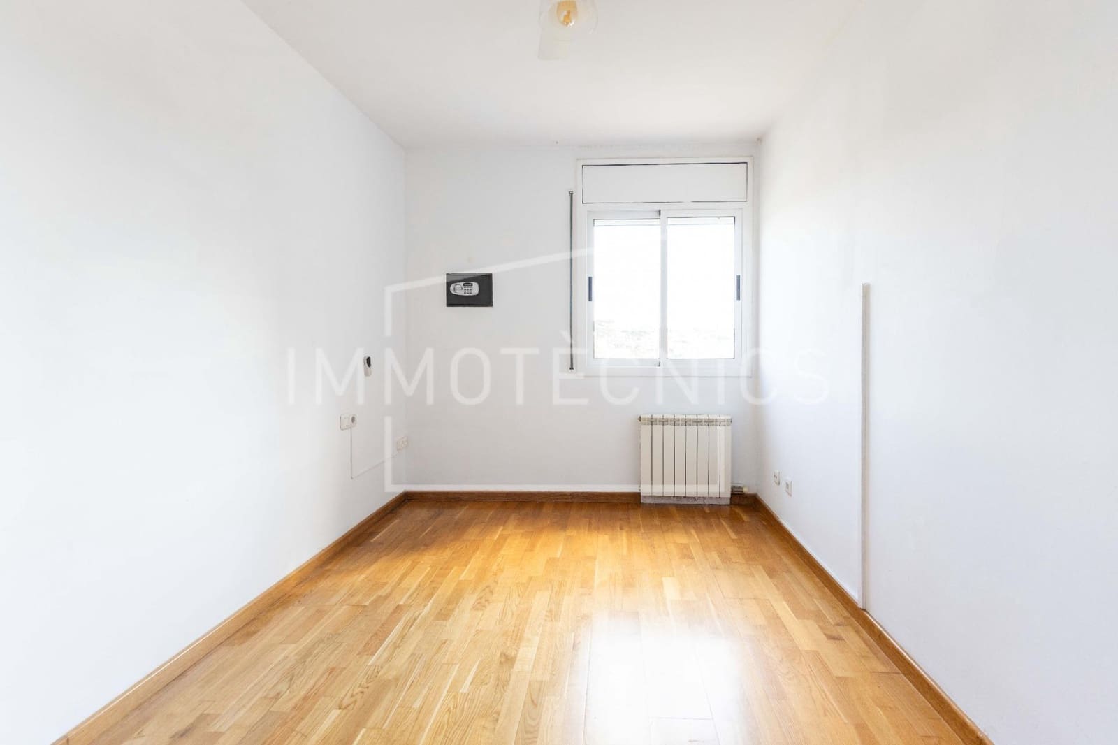 4 chambre Villa/Maison Mitoyenne à vendre à Caldes d'Estrac avec garage - 420 000 € (Ref: 9823043)